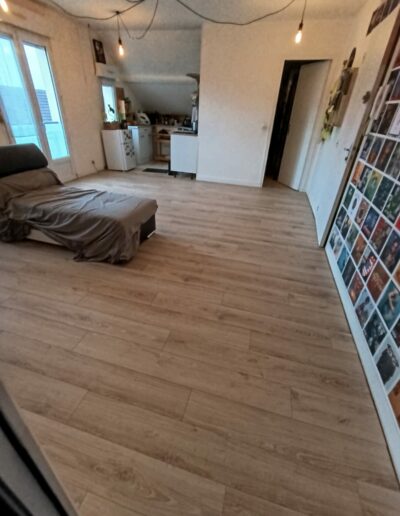 Pose de parquet.
