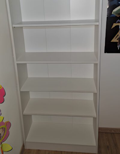 Pose d'une étagère